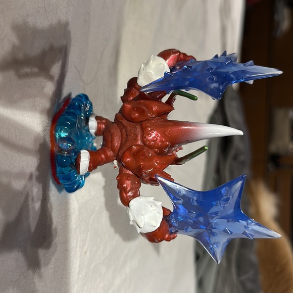 Skylanders Winterfest Lob-Star Variant Figure Water Master - Picture 3 of 3